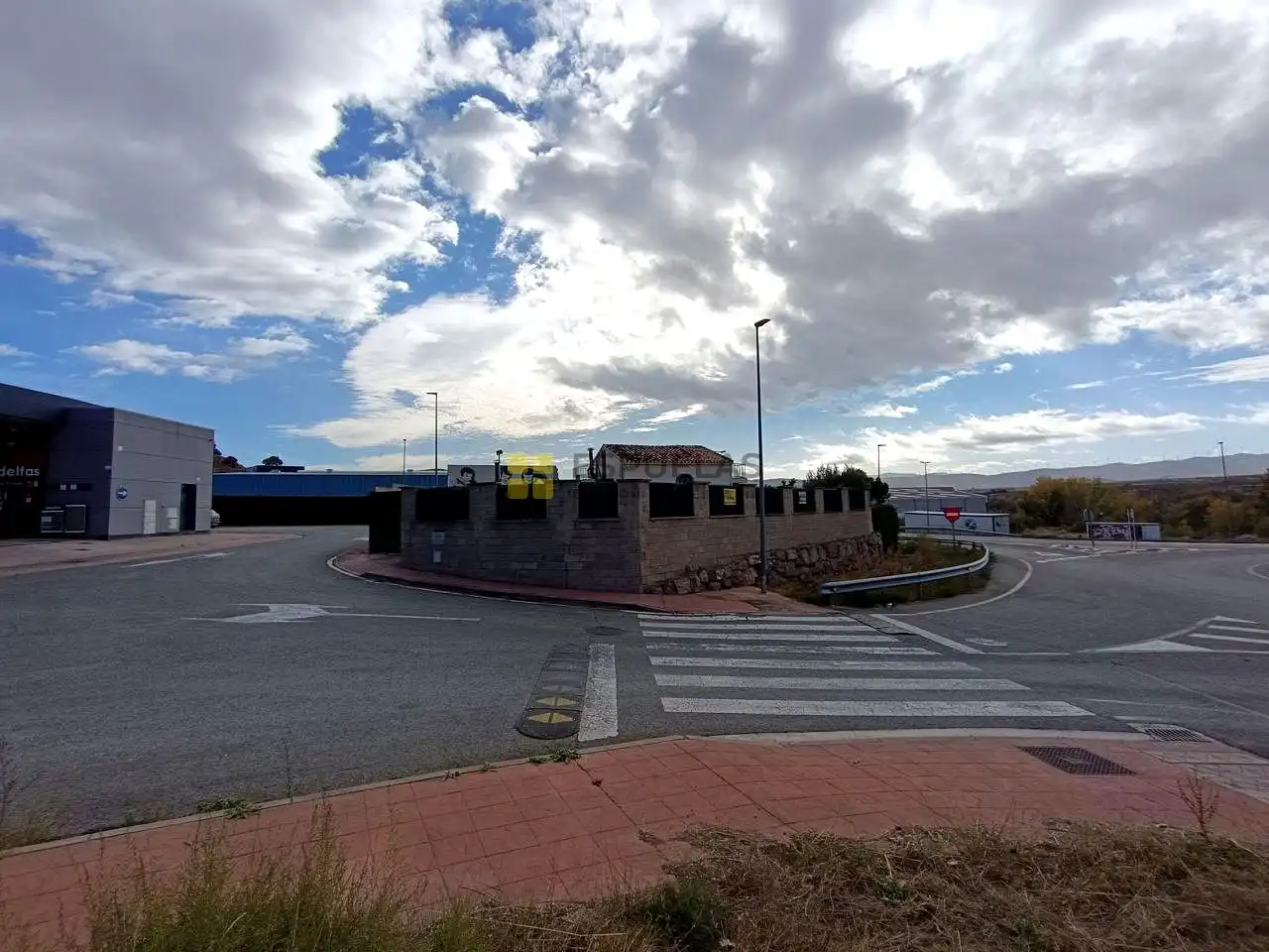 Exterior view of Houses for sale in Quel  with Private garden, Terrace and Furnished