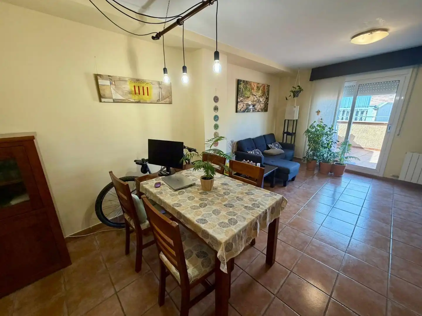 Sala de estar de Ático en venta en Castellet i la Gornal con Aire acondicionado, Calefacción y Terraza