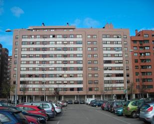 Vista exterior de Apartament en venda en Valladolid Capital amb Calefacció, Parquet i Terrassa