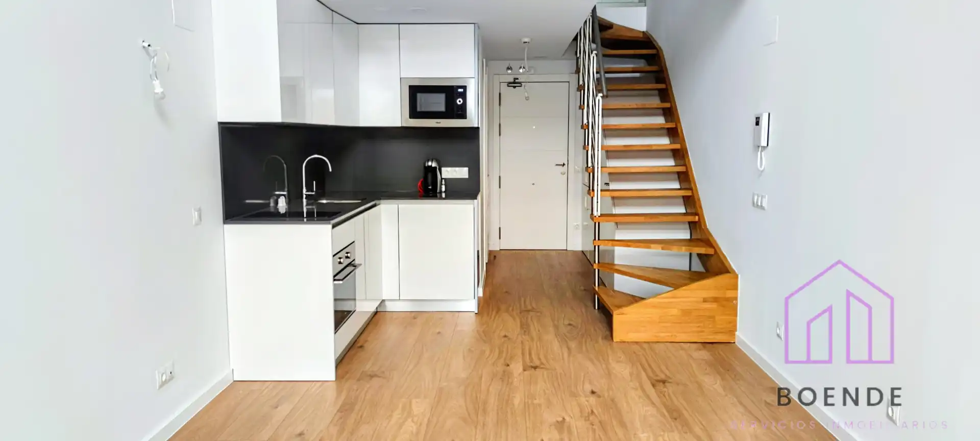 Küche von Loft zur Miete in San Sebastián de los Reyes mit Klimaanlage, Heizung und Ofen