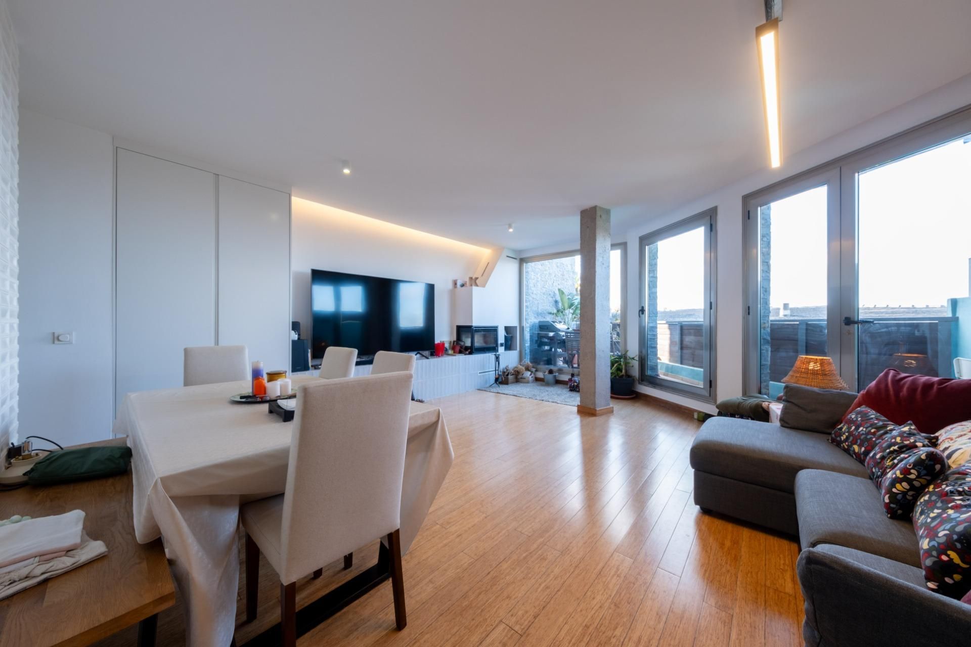 Living room of Single-family semi-detached for sale in Santa Brígida  with Terrace and Alarm