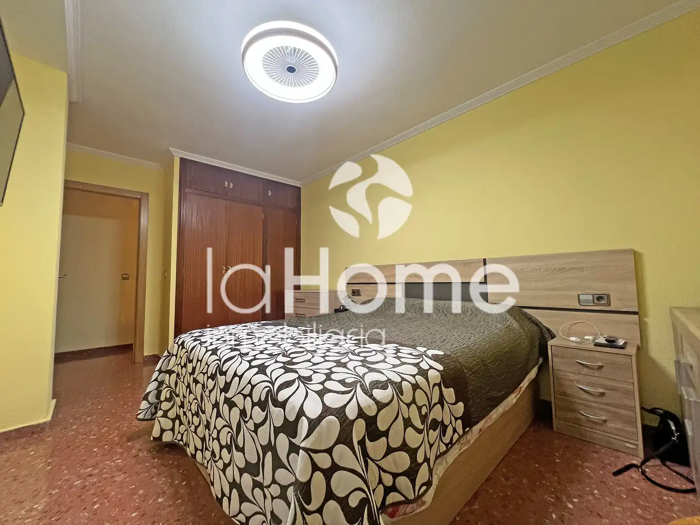 Schlafzimmer von Wohnung zum Verkauf in Mislata mit Klimaanlage, Heizung und Terrasse