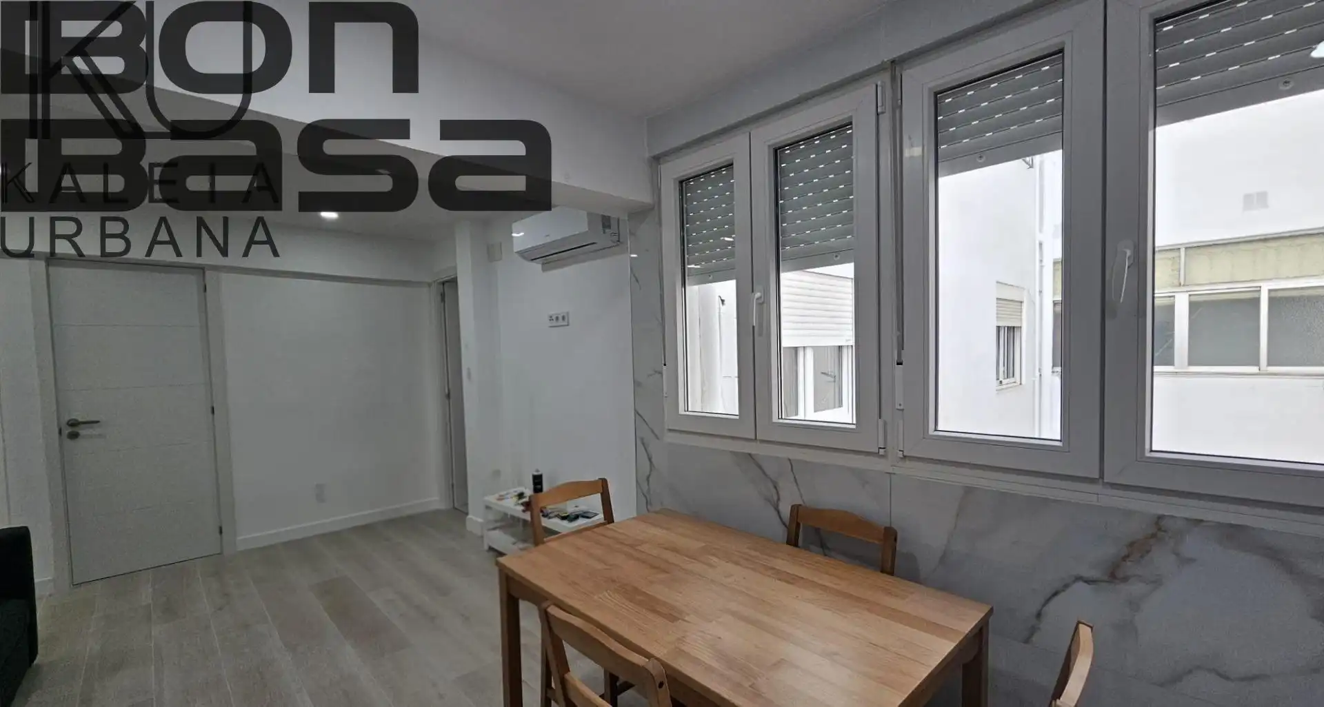 Estudio de alquiler en Alicante / Alacant con Aire acondicionado y Amueblado