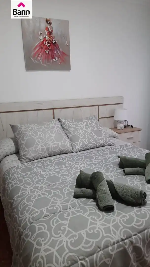 Schlafzimmer von Wohnung zum Verkauf in Córdoba mit Klimaanlage, Terrasse und Abstellraum