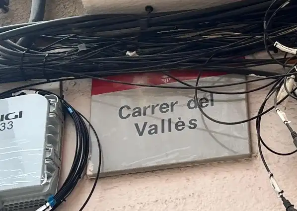 Apartament en venda a CL VALLES, Col.legis Nous