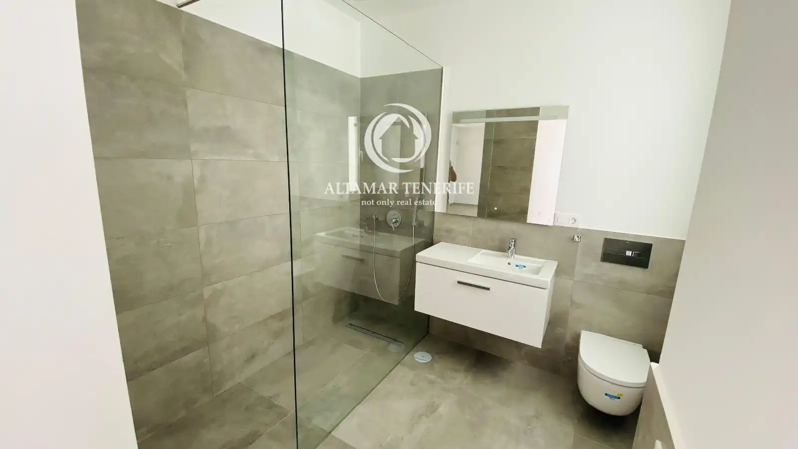 Bany de Casa o xalet de lloguer en Adeje amb Aire condicionat, Terrassa i Traster