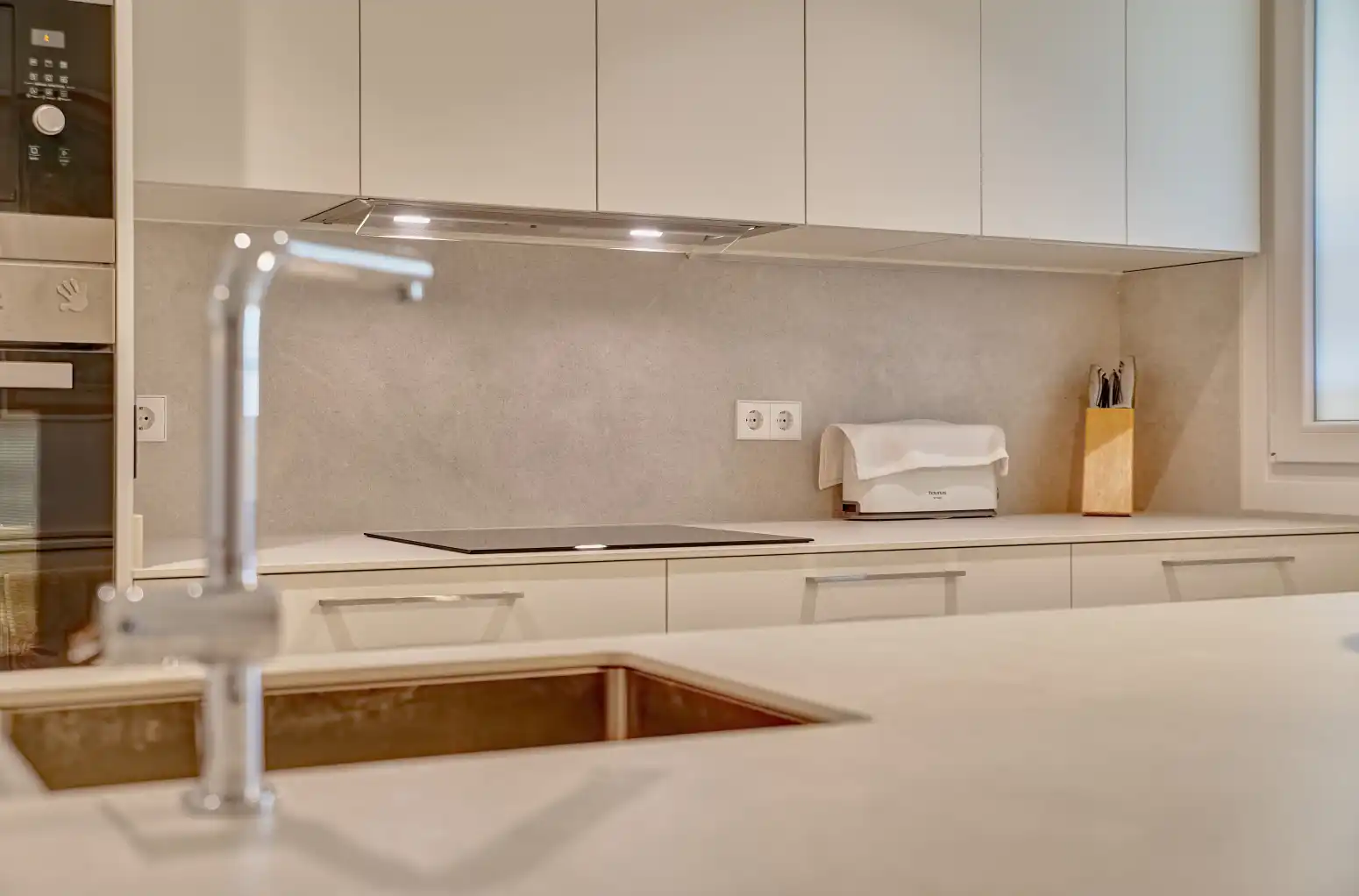 Kitchen of Flat for sale in  Pamplona / Iruña  with Heating and Parquet flooring