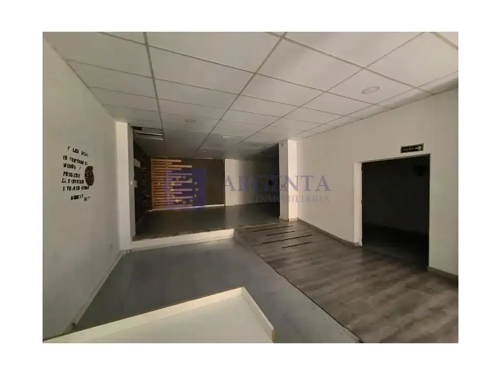 Business premises for sale in Avenida Isabel De Moctezuma
