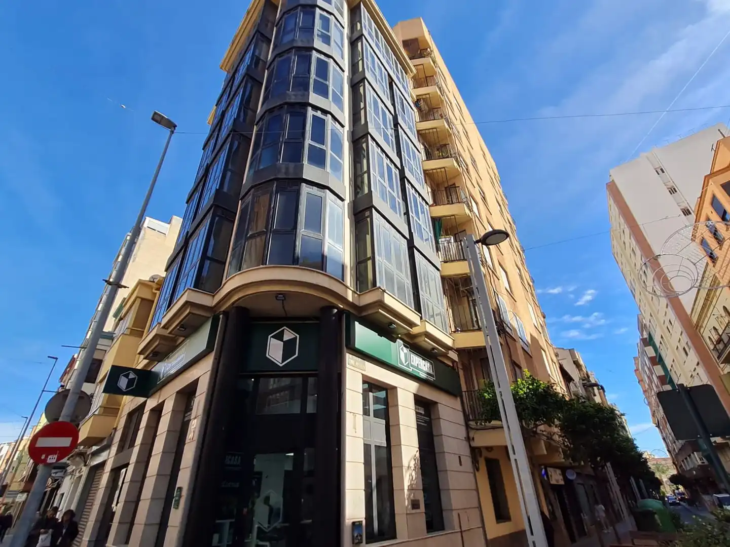 Exterior view of Office for rent in Castellón de la Plana / Castelló de la Plana  with Air Conditioner