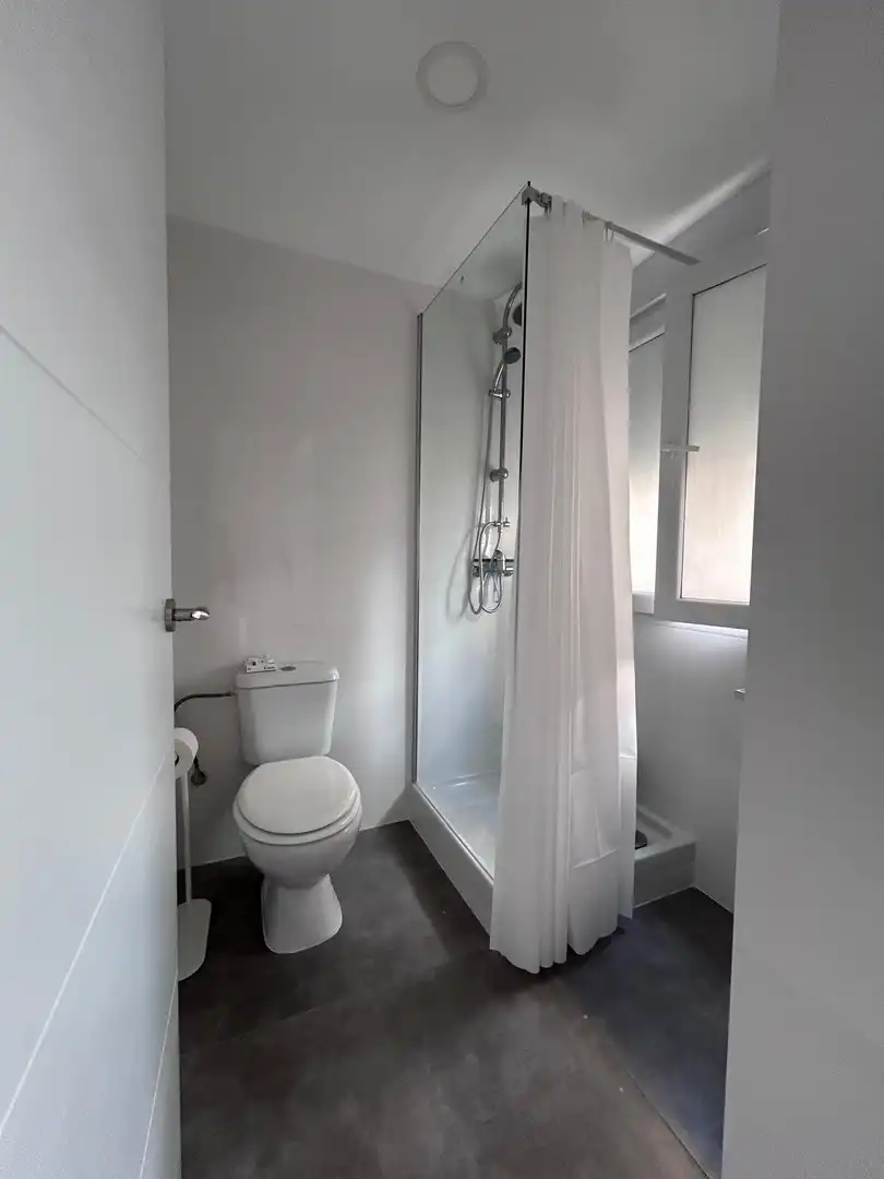 Bany de Apartament de lloguer en Burjassot