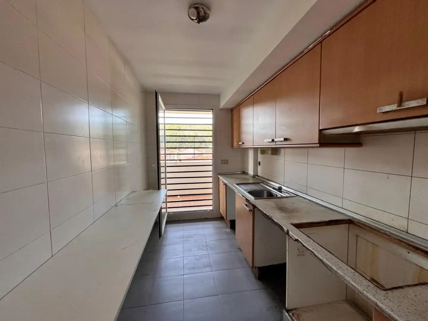 Küche von Wohnung zum Verkauf in Sabiñánigo mit Terrasse und Abstellraum