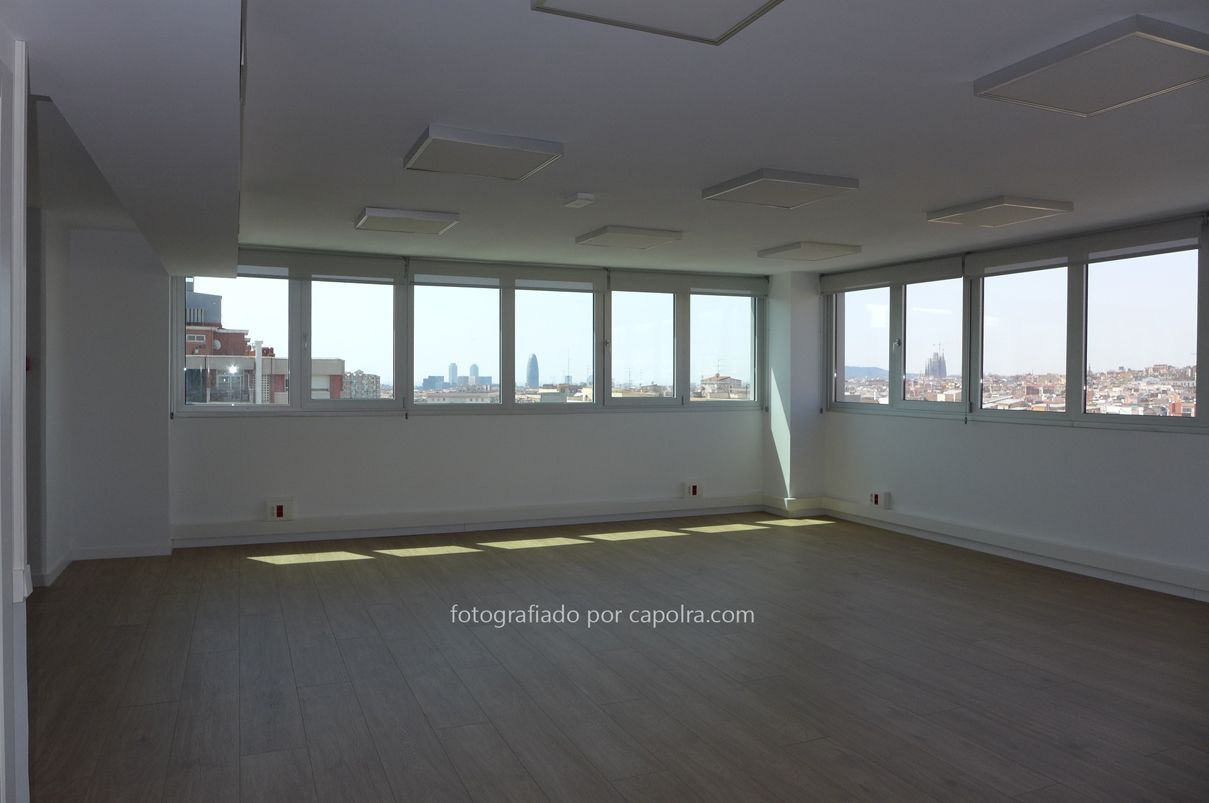 Office to rent in  Barcelona Capital  with Air Conditioner and Heating