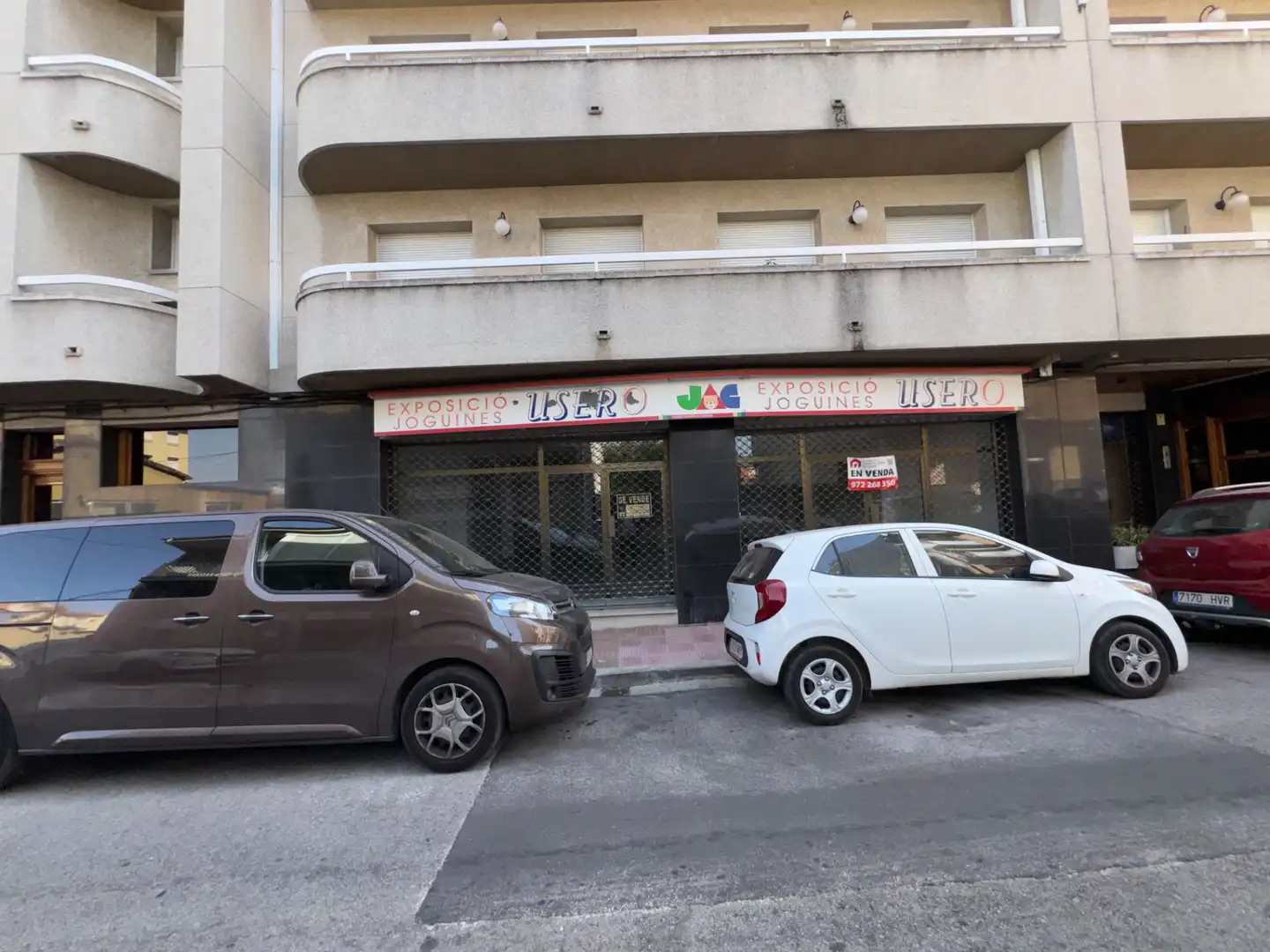 Locale commerciale in vendita a Carrer Mossèn Gelabert 7