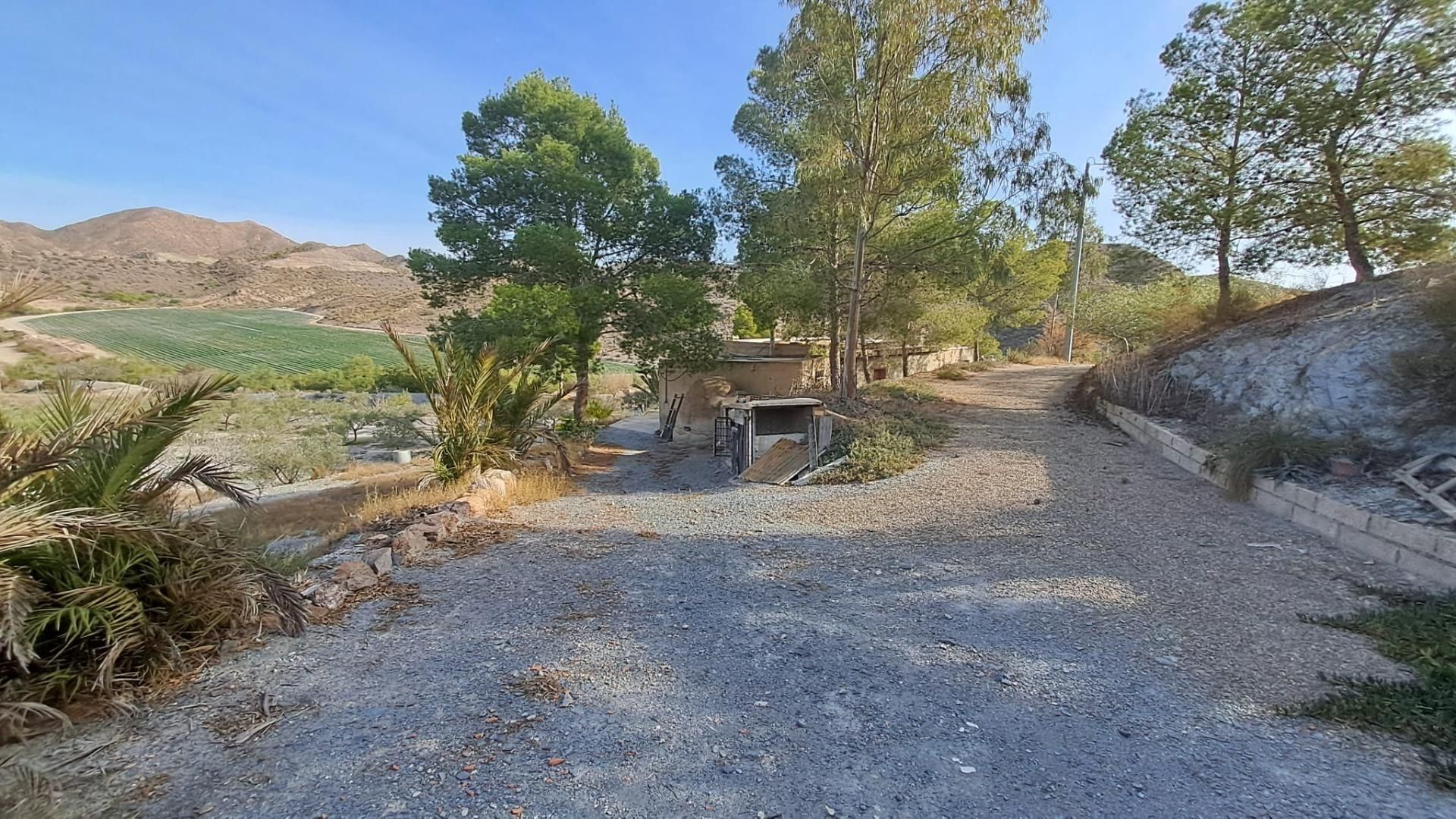 Vista exterior de Casa o xalet en venda en Águilas amb Calefacció, Terrassa i Traster