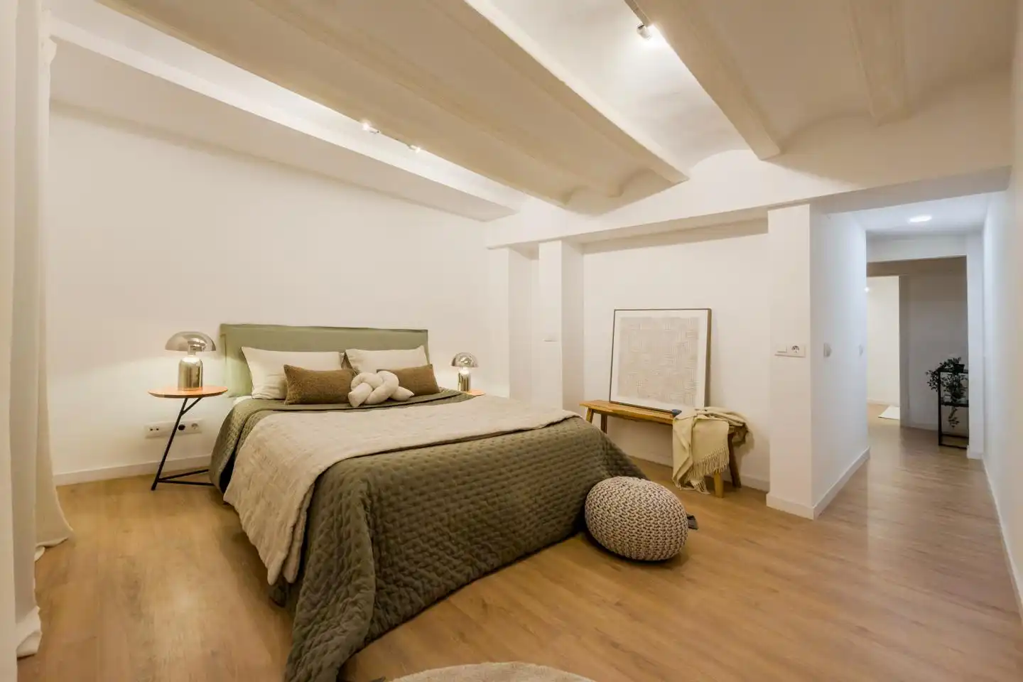 Habitación de Dúplex en venta en Barcelona con Aire acondicionado y Amueblado