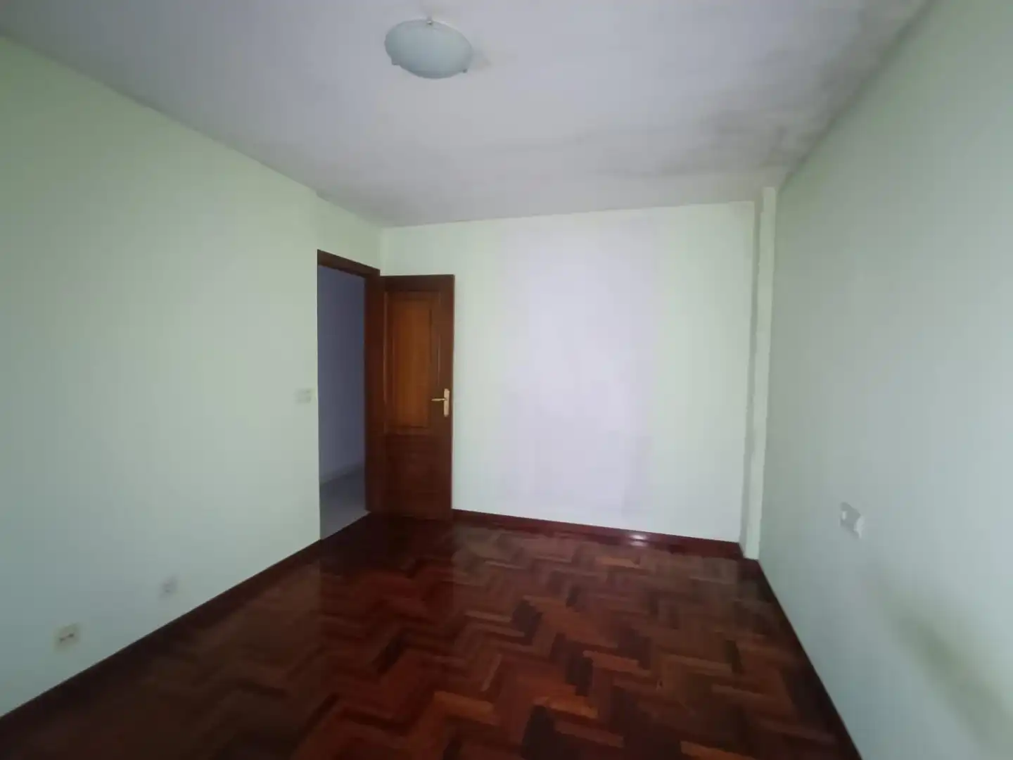 Bedroom of Flat for sale in Poio