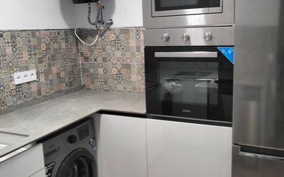 Kitchen of Flat for sale in Algeciras  with Furnished, Oven and Washing machine
