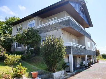 Casa con balcone in vendita a Coles