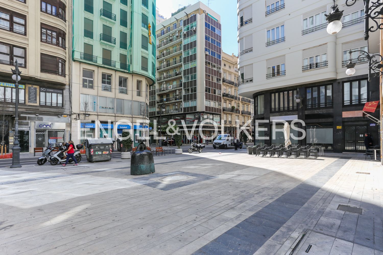 Exterior view of Flat for rent in  Valencia Capital  with Air Conditioner, Heating and Furnished