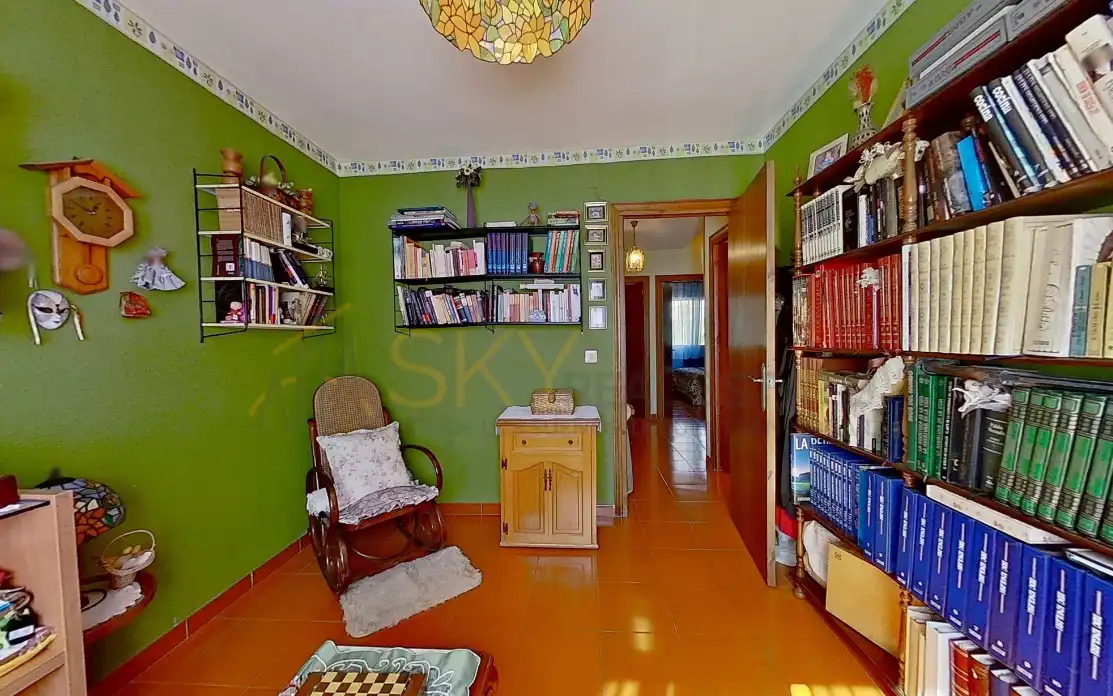 Bedroom of Detached homes for sale in Azuqueca de Henares  with Heating, Terrace and Furnished