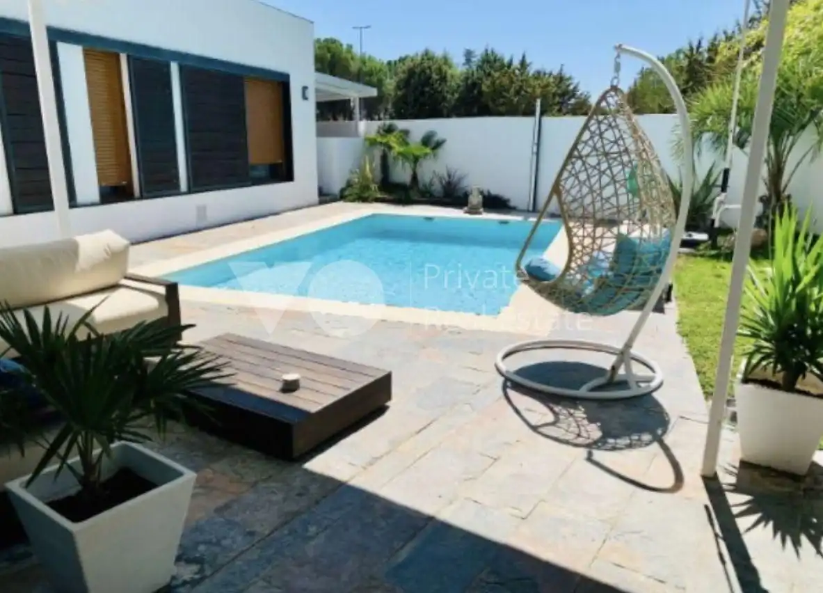 Piscina de Casa o chalet en venta en Villanueva del Pardillo con Aire acondicionado, Calefacción y Jardín privado