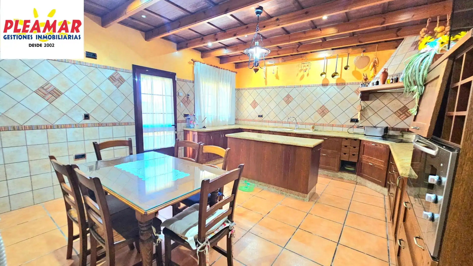 Cocina de Finca rústica en venta en Chipiona