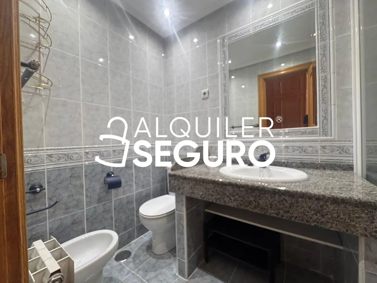 Bany de Casa o xalet de lloguer en Madrid amb Aire condicionat, Calefacció i Terrassa