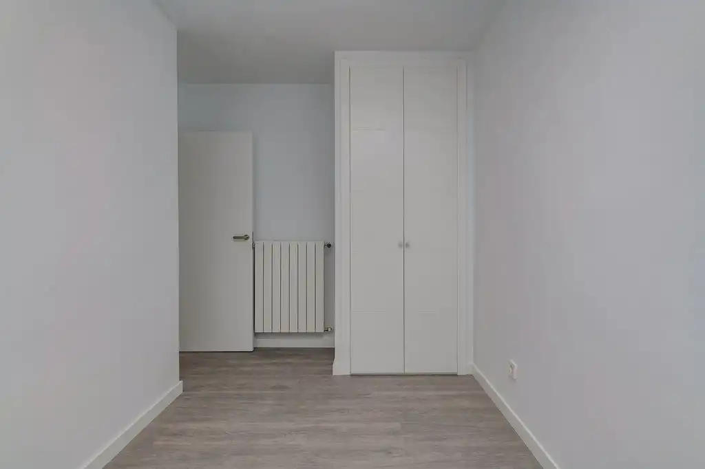 Bedroom of Flat for sale in Fuenlabrada  with Air Conditioner, Heating and Storage room