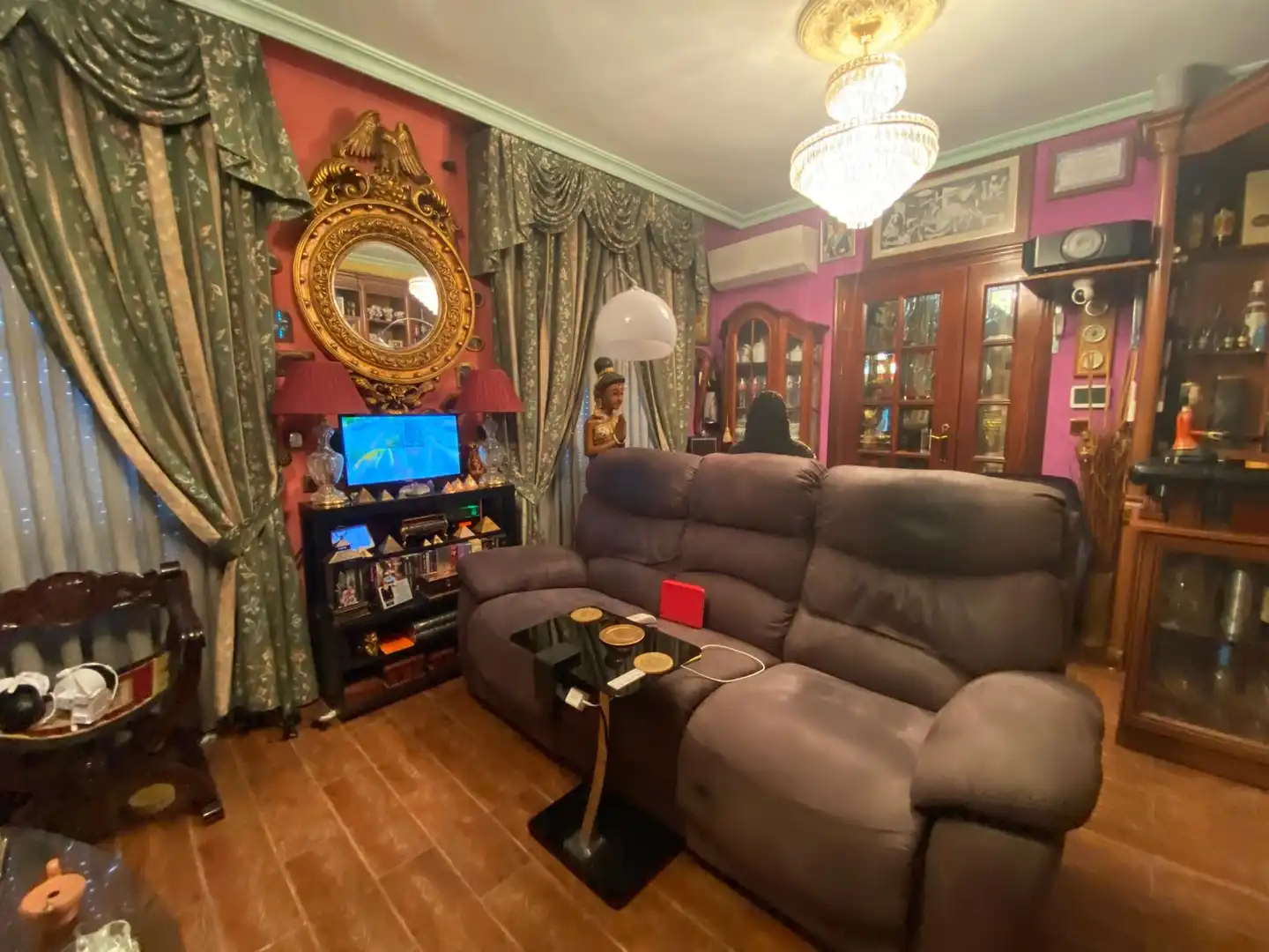 Sala d'estar de Casa o xalet en venda en Dos Hermanas amb Aire condicionat, Jardí privat i Terrassa
