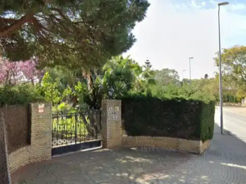 Wohnbaugrundstück zum Verkauf in Avenida Doctor Jaime Aparicio Santos 21
