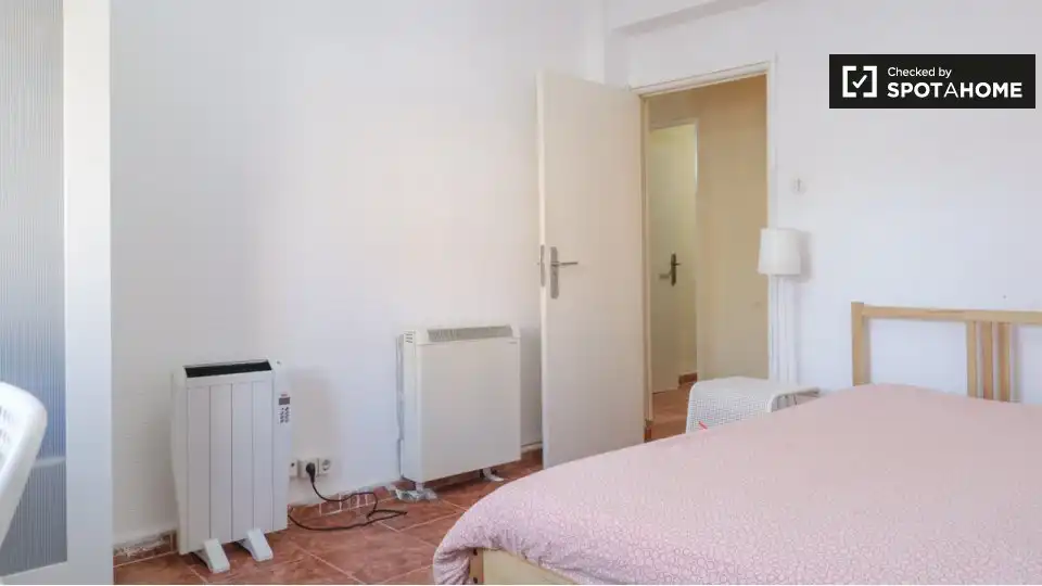 Room in Ambroz