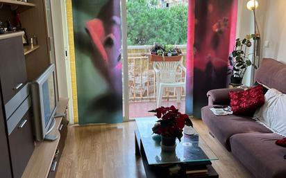 Living room of Flat for sale in Vélez-Málaga  with Air Conditioner and Furnished