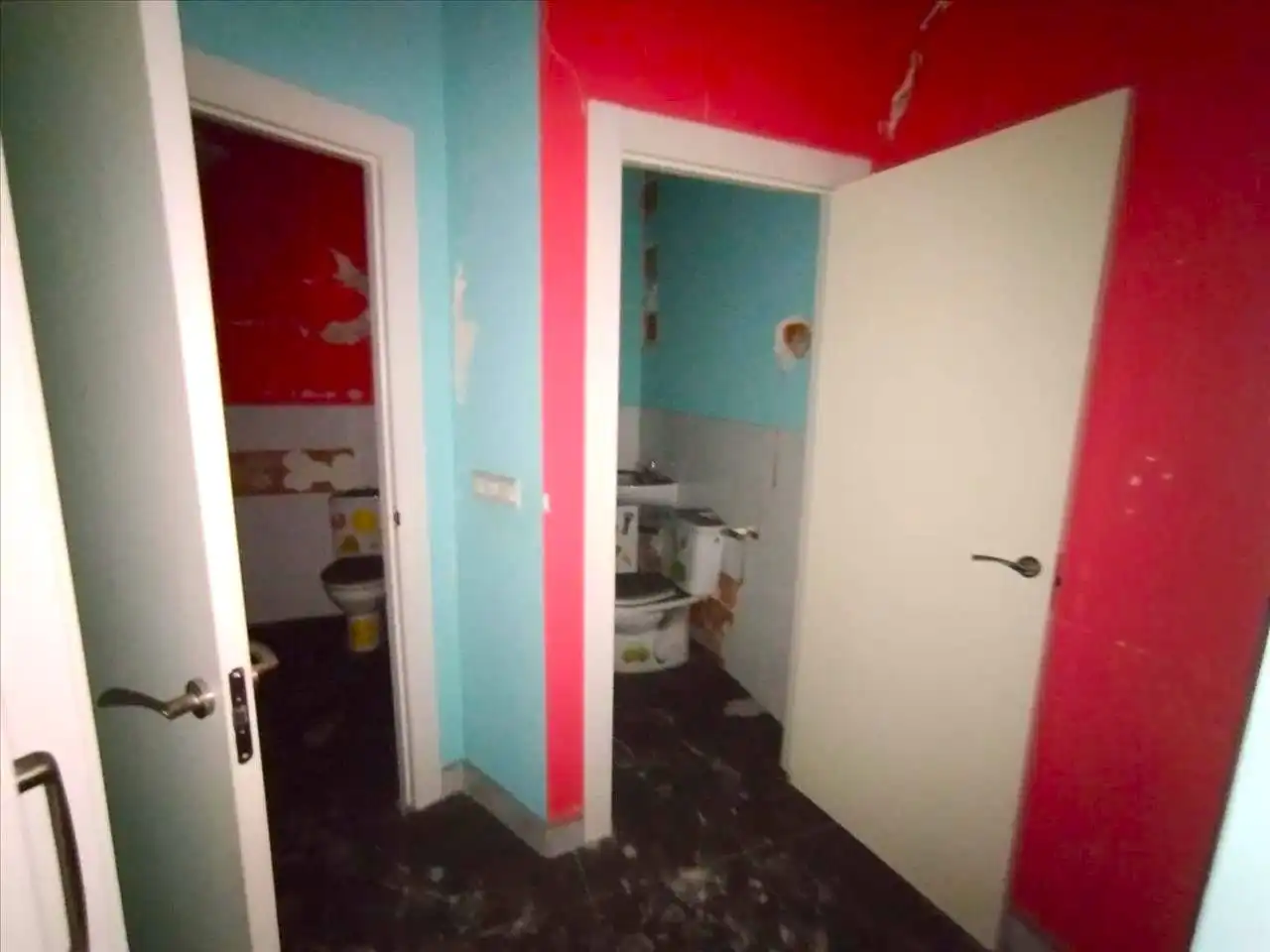 Badezimmer von Geschaftsraum zum Verkauf in Lorca