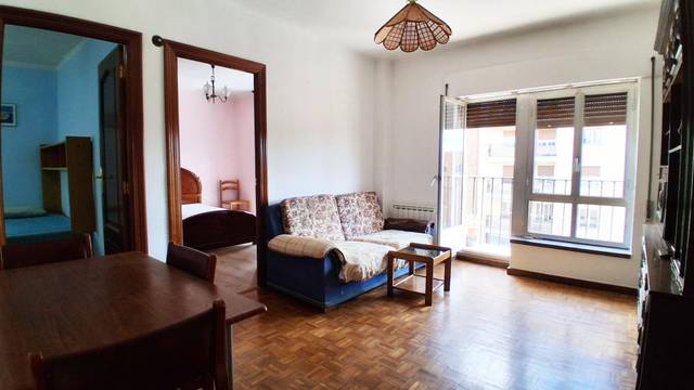 Piso en Alquiler en San Esteban - San Cristóbal