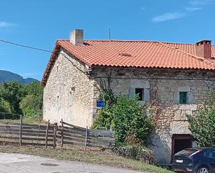 Vista exterior de Casa o xalet en venda en Valle de Mena amb Calefacció