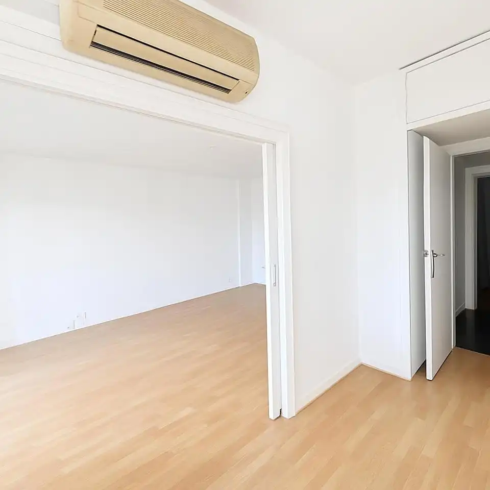 Dormitori de Pis en venda en Sitges amb Aire condicionat, Parquet i Terrassa