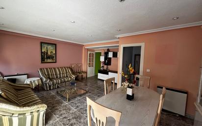 Wohnzimmer von Dachboden zum verkauf in Torrevieja mit Balkon