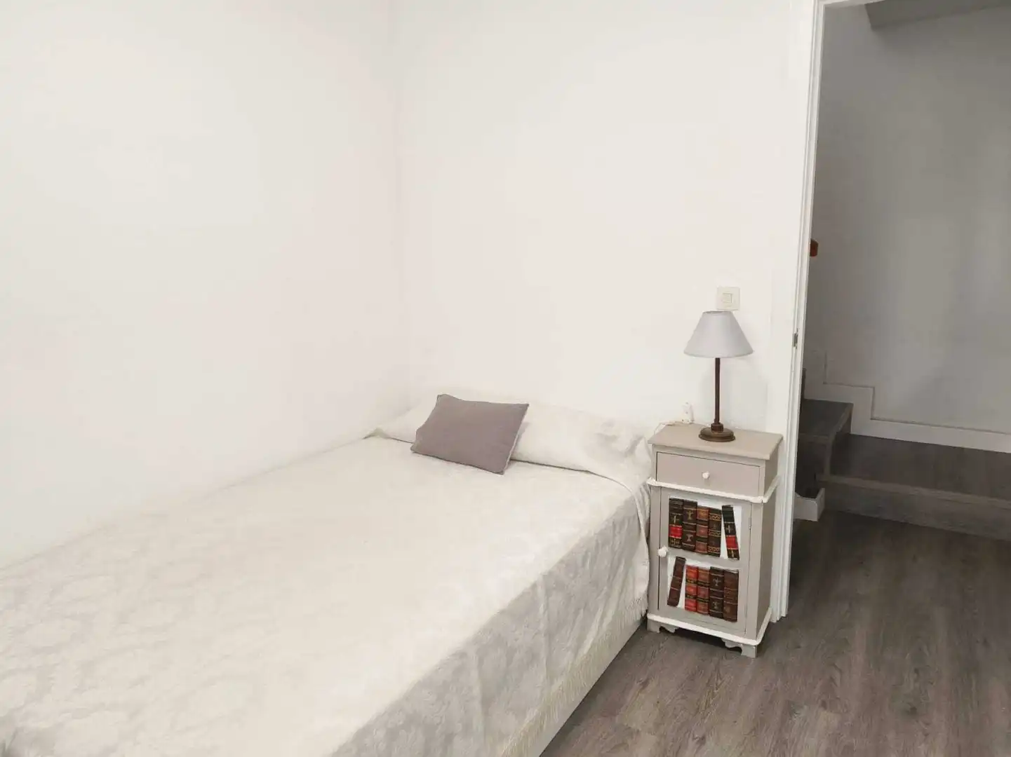 Bedroom of Detached homes for sale in Tavernes de la Valldigna  with Air Conditioner, Terrace and Swimming Pool