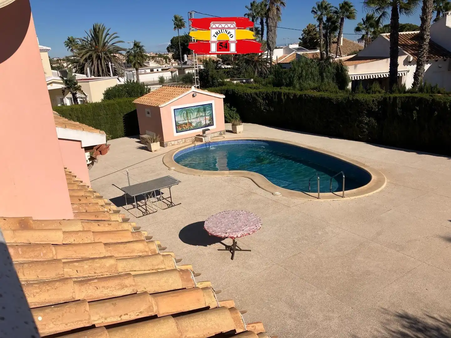 Piscina de Casa o xalet en venda en Orihuela amb Aire condicionat, Calefacció i Jardí privat
