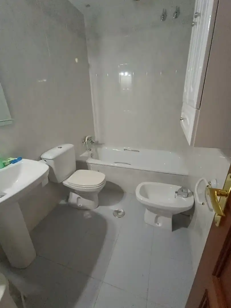 Bathroom of Flat for sale in Jerez de la Frontera