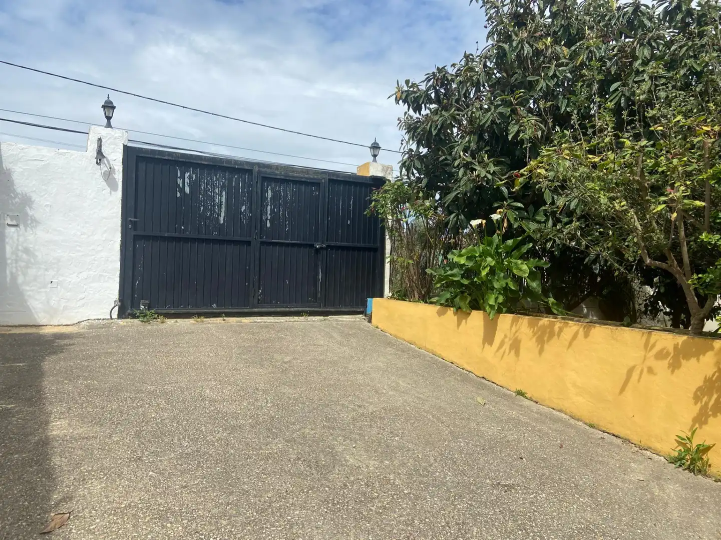 Vista exterior de Finca rústica en venda en El Puerto de Santa María amb Jardí privat, Terrassa i Traster