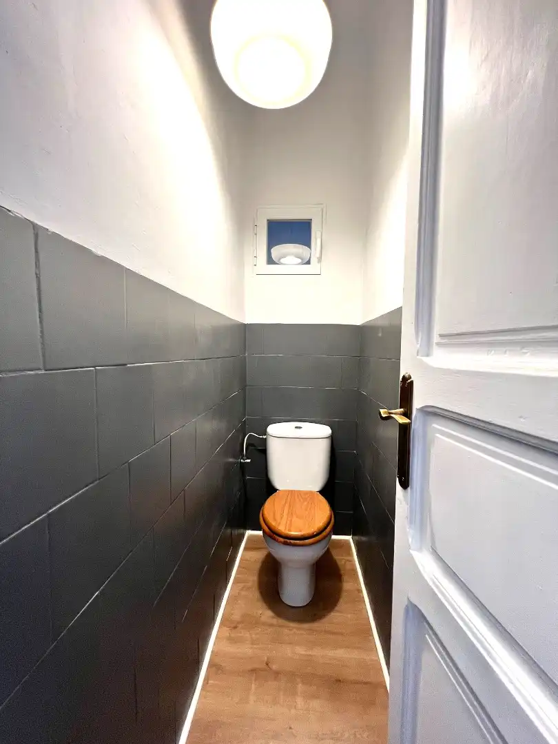 Baño de Piso de alquiler en Valencia con Aire acondicionado, Calefacción y Amueblado