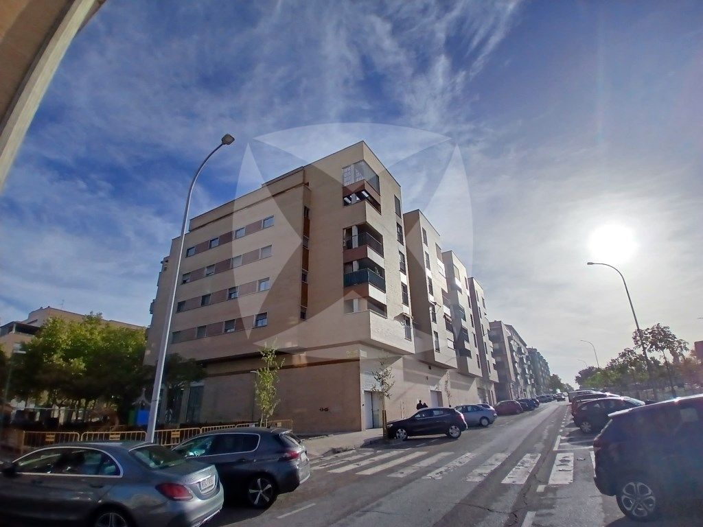 Flat to rent in Paseo Condes de Barcelona, Maria Auxiliadora - Barriada de Llera