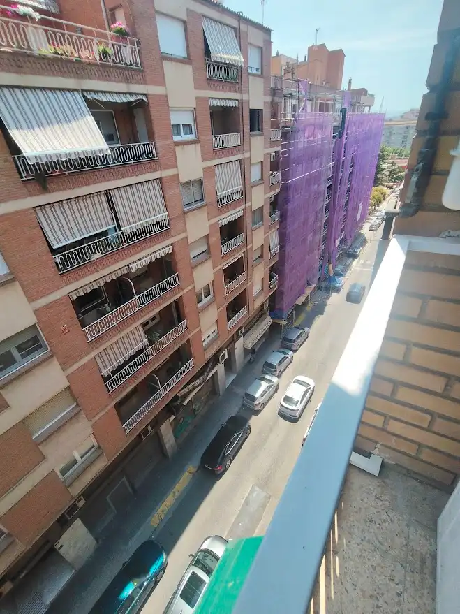 Außenansicht von Wohnung zur Miete in Lleida mit Heizung, Möbliert und Ofen