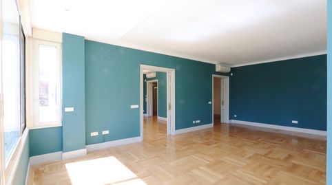 Photo 3 of Flat for rent in Paseo de la Castellana, El Viso, Madrid Capital