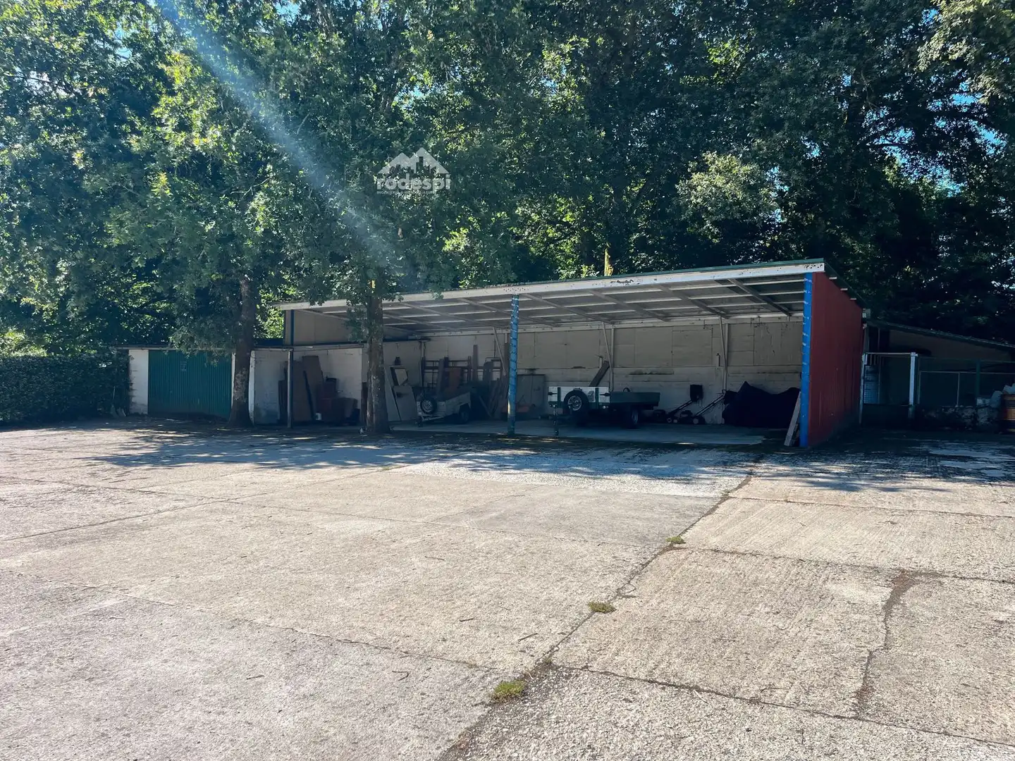 Parking de Casa o chalet en venta en Beade  con Trastero, Piscina y Amueblado