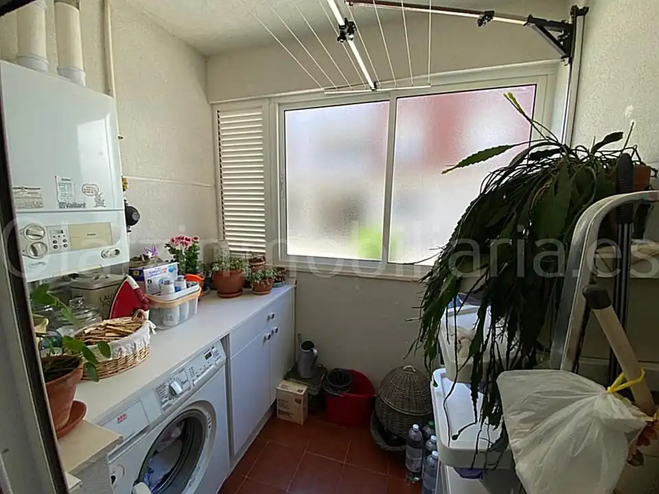 Kitchen of Flat for sale in Balmaseda  with Heating and Storage room