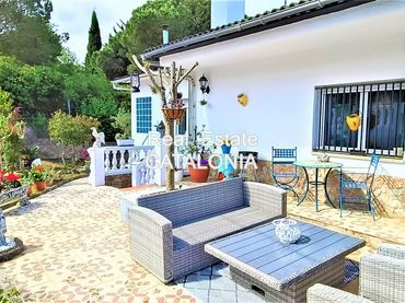 Villa con balcone in vendita a Camí de la Plana