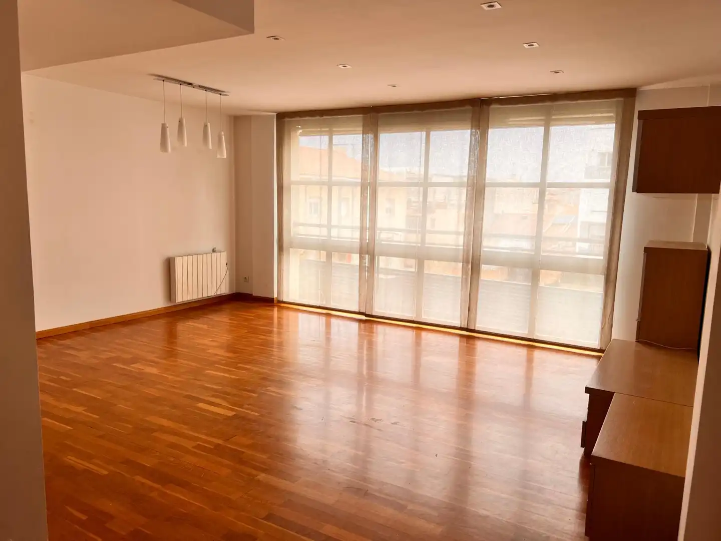 Wohnung mit Aufzug zur Miete in Centre