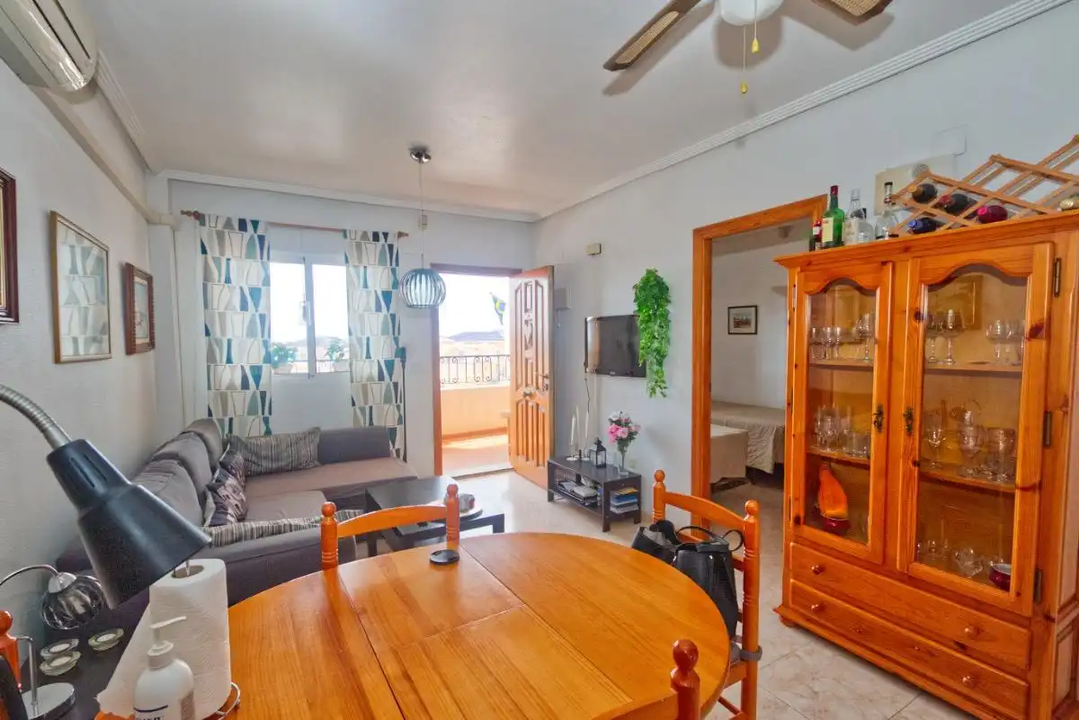 Sala de estar de Apartamento en venta en Orihuela con Aire acondicionado, Terraza y Amueblado